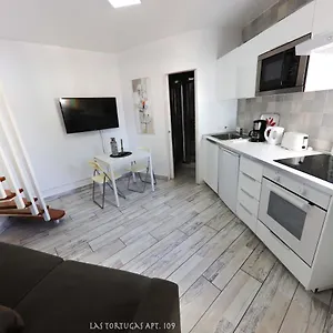  Apartment Triplex Tortugas 109